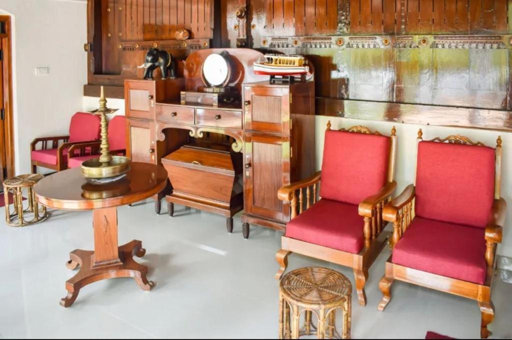 Babira Brookside Heritage Resort Kumarakom Exterior photo
