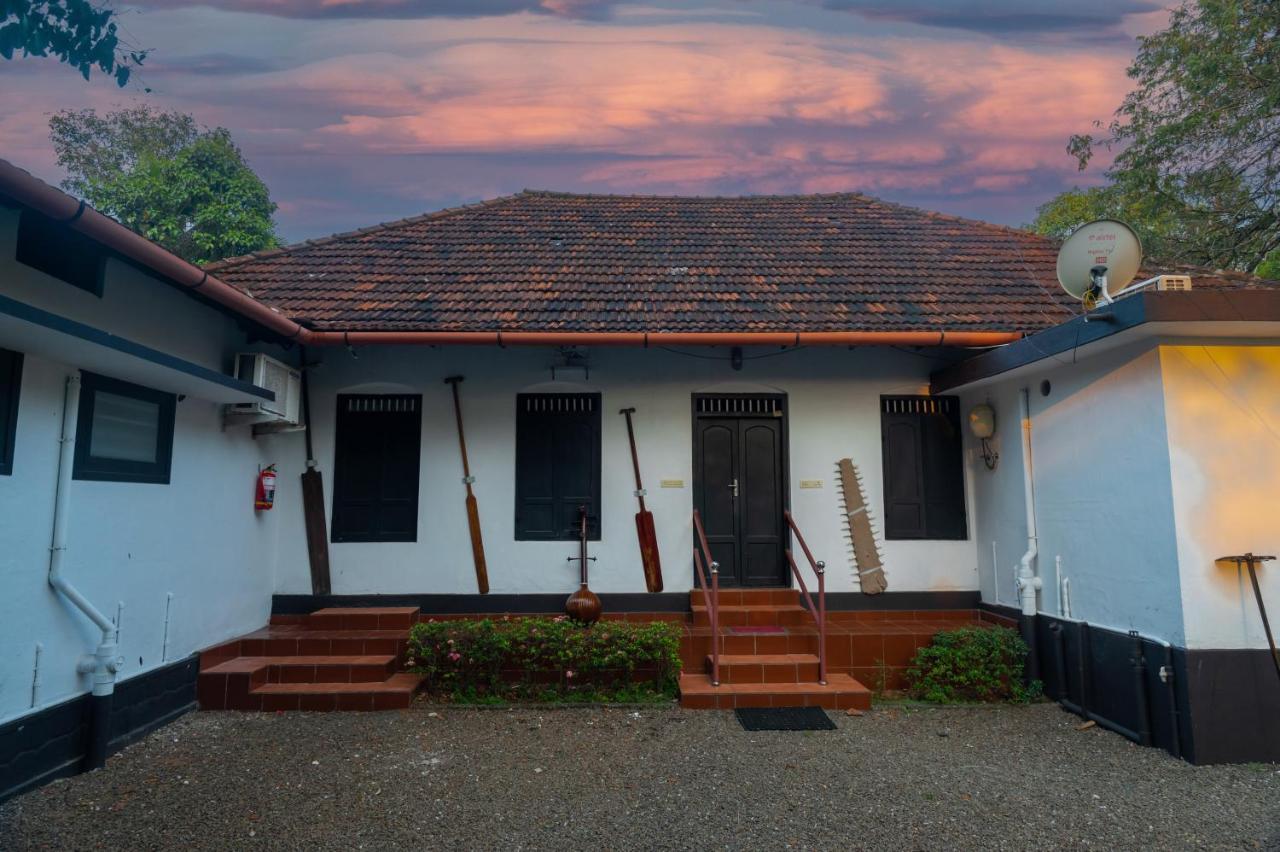 Babira Brookside Heritage Resort Kumarakom Exterior photo