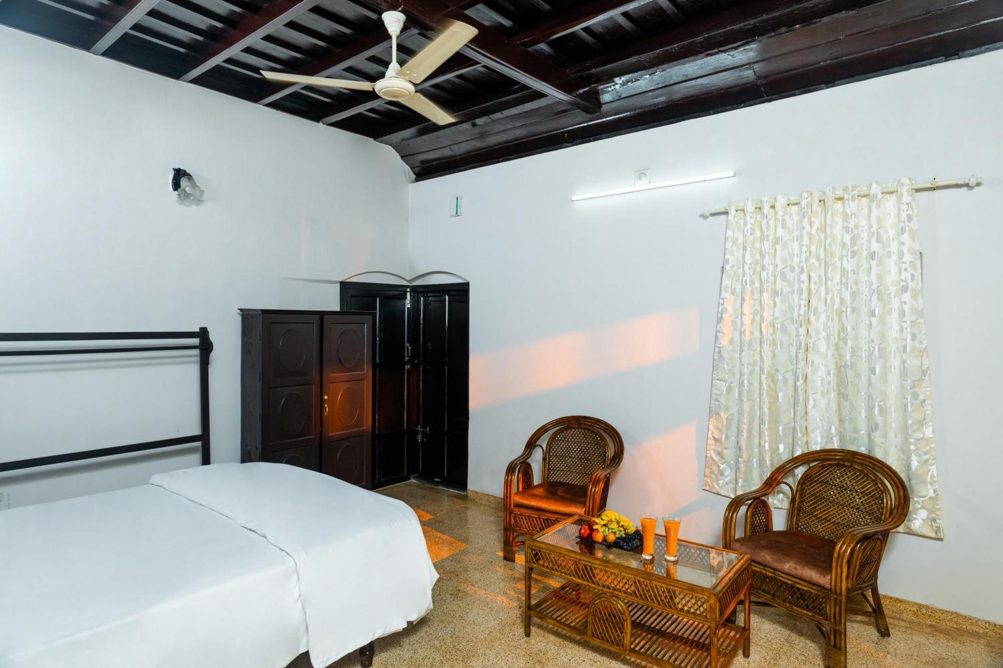 Babira Brookside Heritage Resort Kumarakom Exterior photo