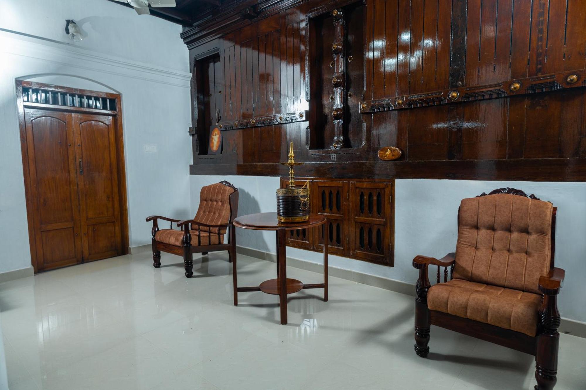 Babira Brookside Heritage Resort Kumarakom Exterior photo