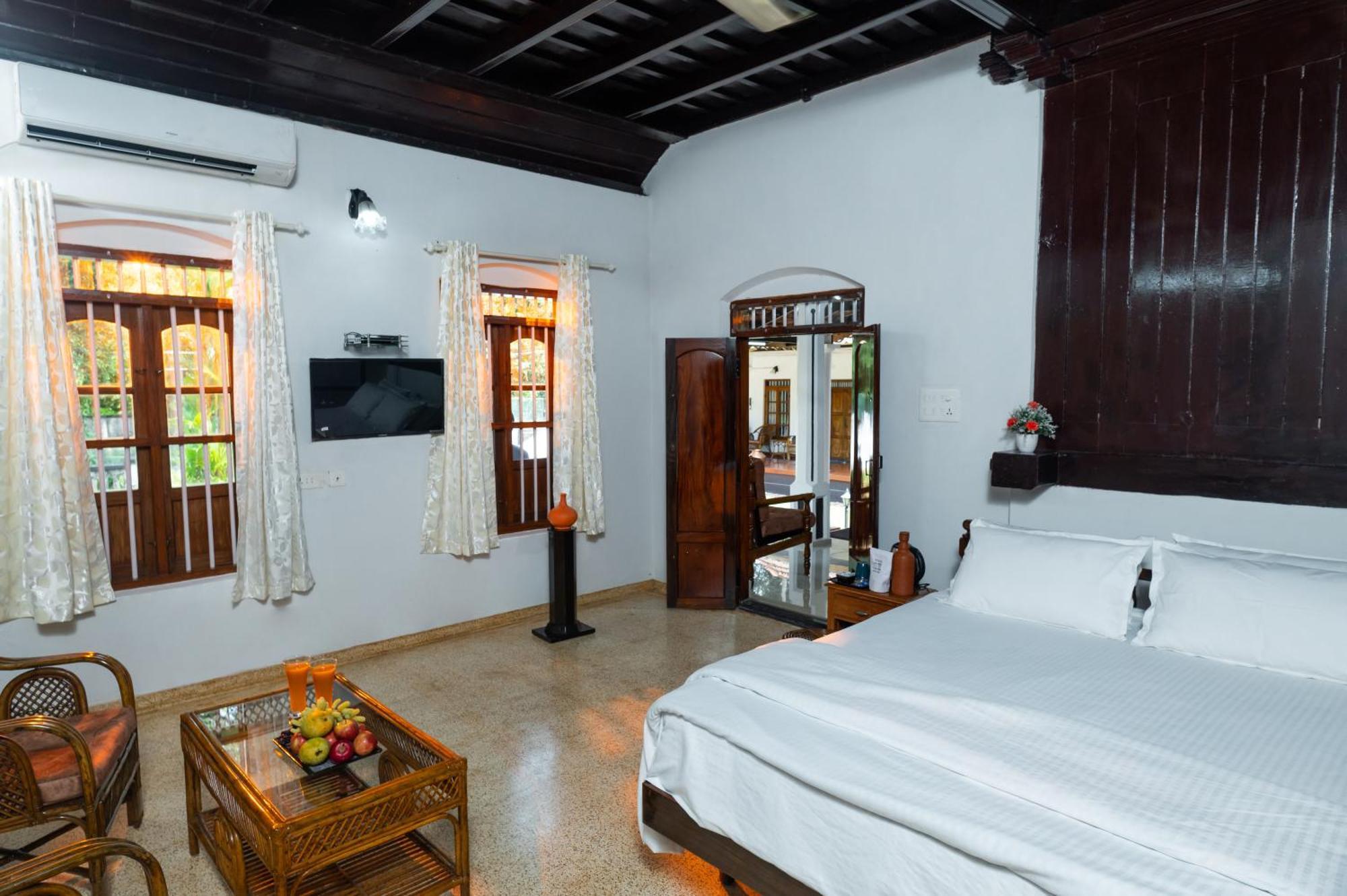 Babira Brookside Heritage Resort Kumarakom Exterior photo